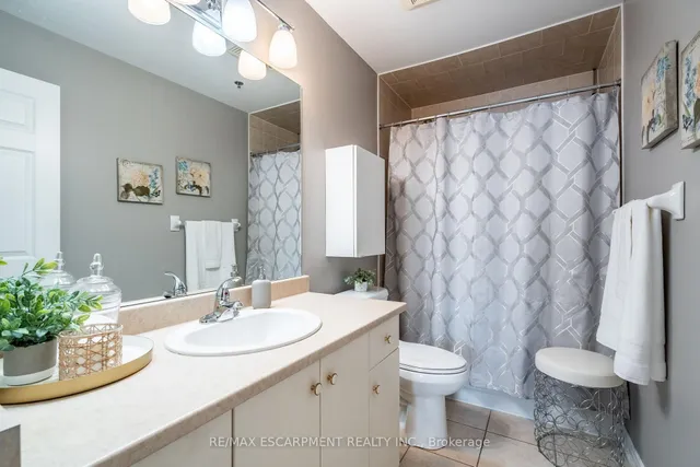 Additional property image - 391 Plains Rd Unit 301