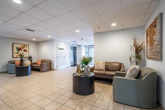Additional property image - 391 Plains Rd Unit 301