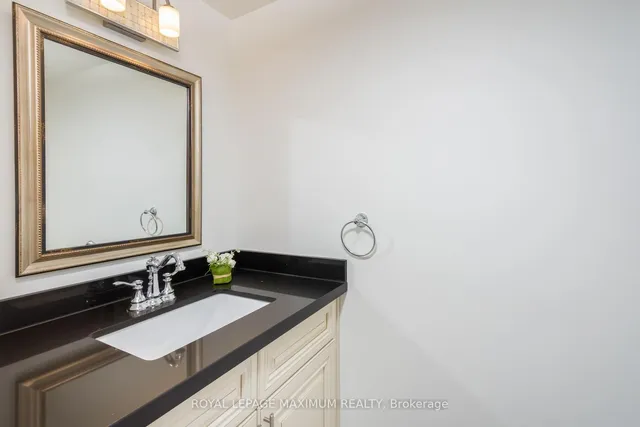 Additional property image - 55 Ashmount Cres