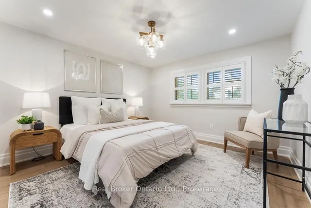 Additional property image - 307 South Crt