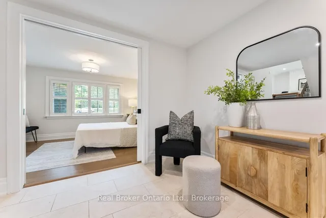 Additional property image - 307 South Crt
