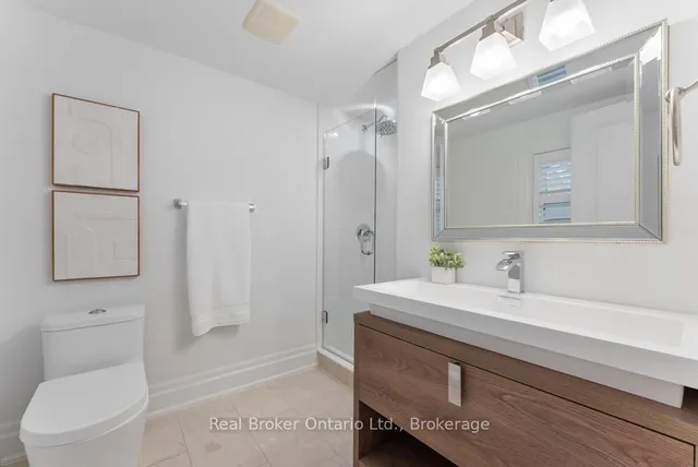 Additional property image - 307 South Crt
