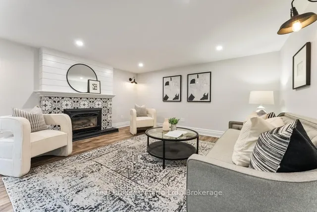 Additional property image - 307 South Crt