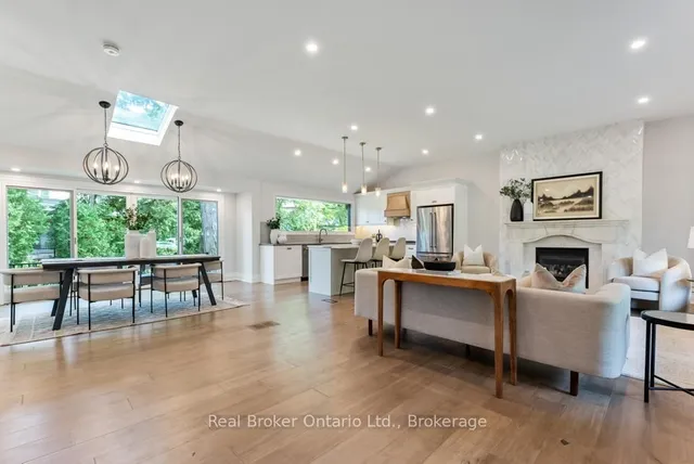Additional property image - 307 South Crt