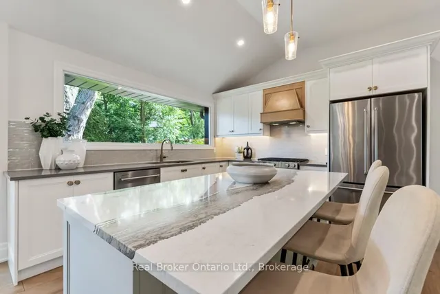 Additional property image - 307 South Crt