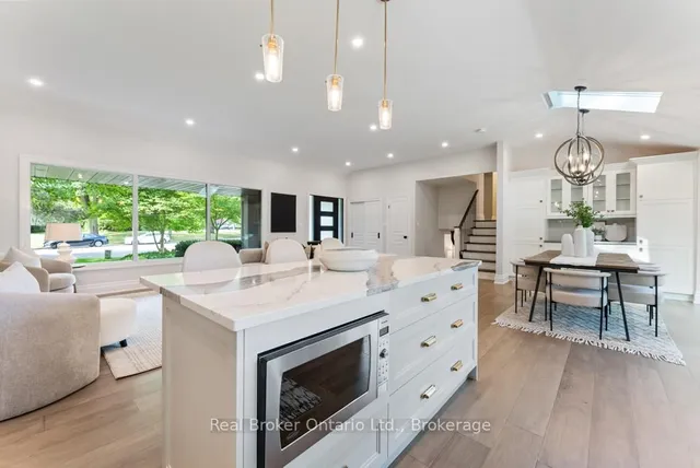 Additional property image - 307 South Crt