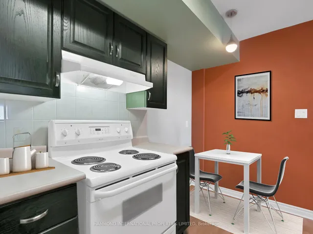 Additional property image - 10 Dayspring Circ Unit 707