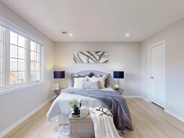 Additional property image - 652 Rayner Crt