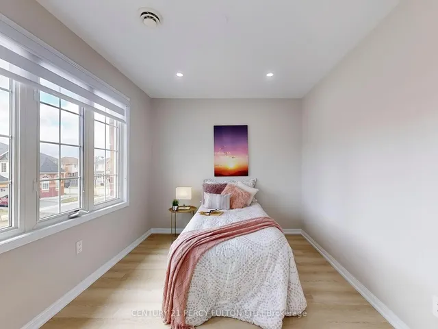 Additional property image - 652 Rayner Crt