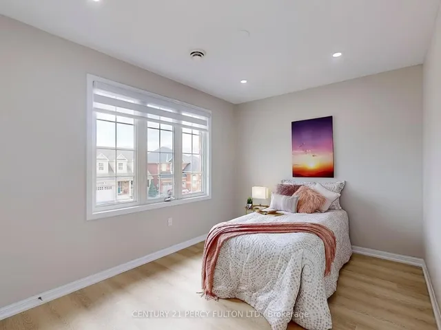 Additional property image - 652 Rayner Crt