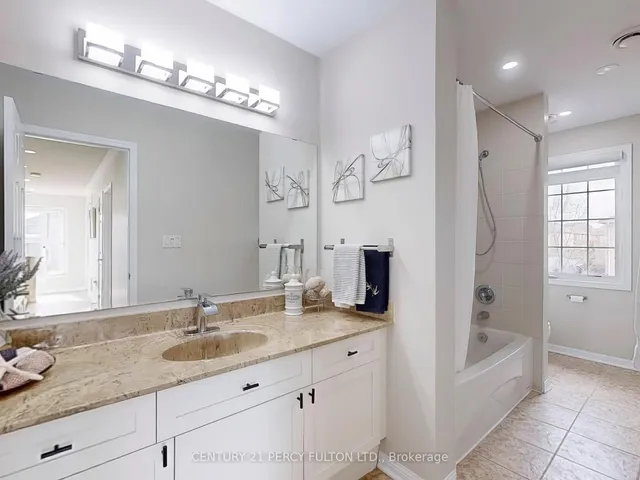 Additional property image - 652 Rayner Crt