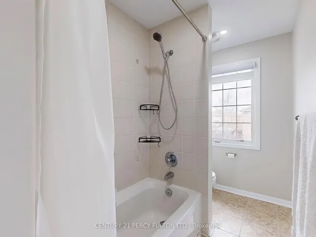 Additional property image - 652 Rayner Crt