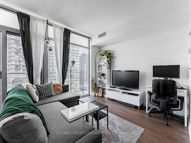 Additional image 21 of 105 The Queensway N/A Unit 2113