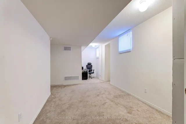 Additional image 9 of 24 Cookview Dr