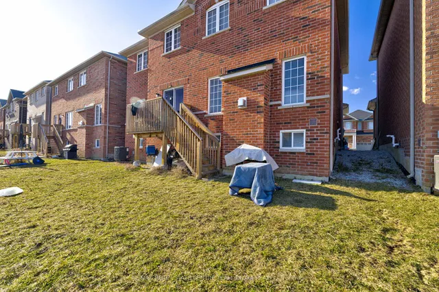 Additional image 4 of 24 Cookview Dr