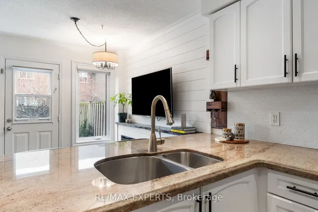 Additional property image - 1851 McCoy Ave