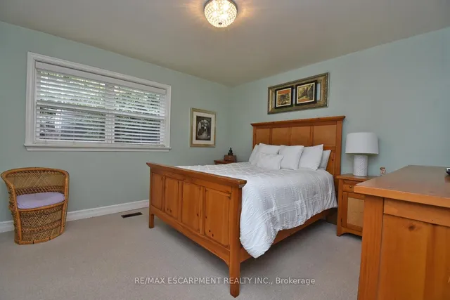 Additional property image - 733 Ashley Ave