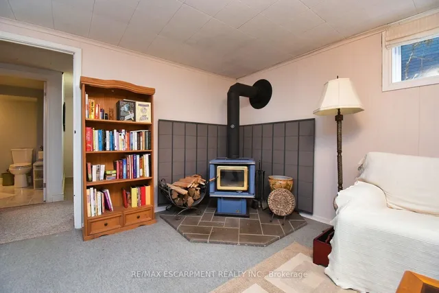 Additional property image - 733 Ashley Ave