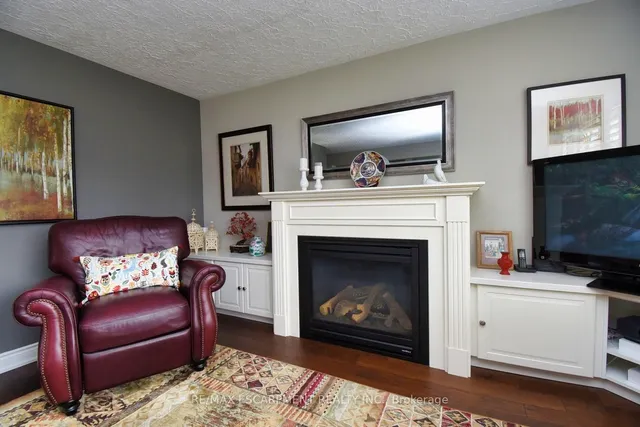 Additional property image - 733 Ashley Ave