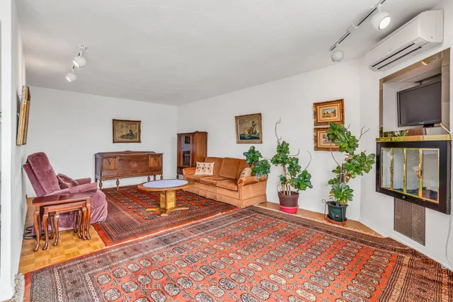 Additional property image - 30 Allanhurst Dr Unit 607