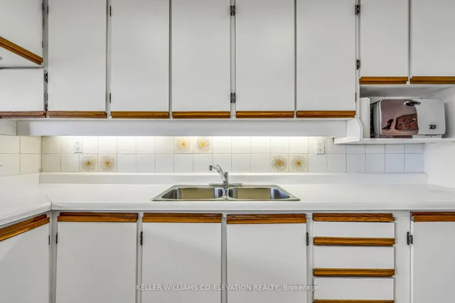 Additional property image - 30 Allanhurst Dr Unit 607