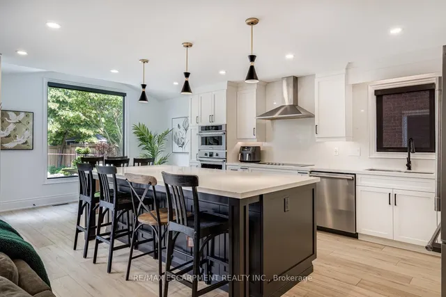 Additional property image - 5244 Brada Cres