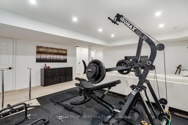 Additional property image - 5244 Brada Cres