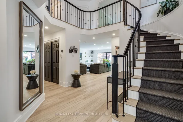 Additional property image - 5244 Brada Cres