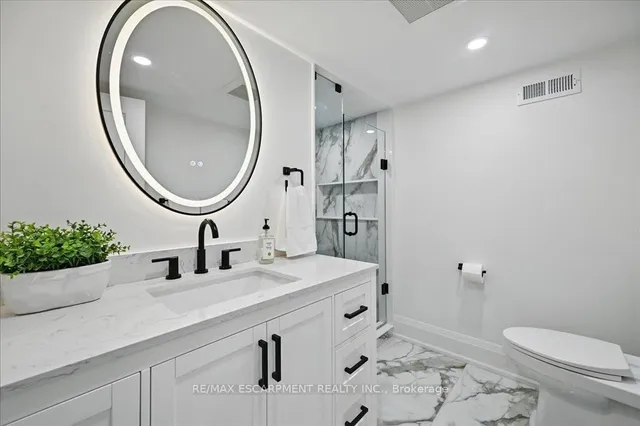 Additional property image - 869 CONDOR Dr