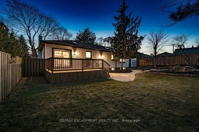Additional property image - 869 CONDOR Dr