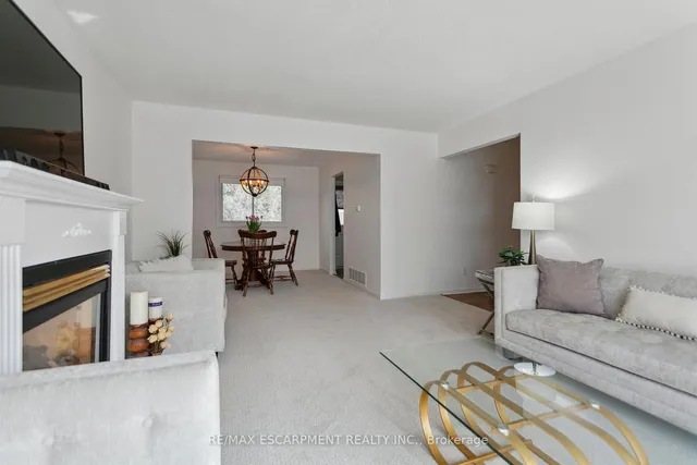 Additional property image - 2187 Sandringham Dr