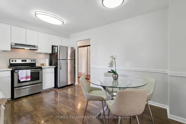 Additional property image - 2187 Sandringham Dr
