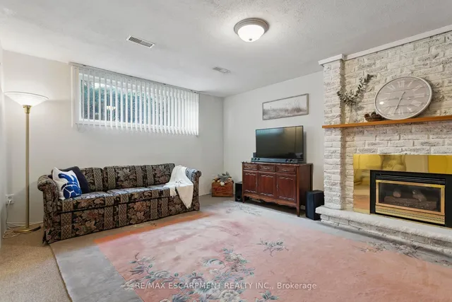 Additional property image - 2187 Sandringham Dr