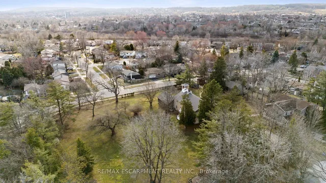 Additional property image - 2187 Sandringham Dr