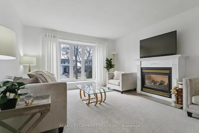 Additional property image - 2187 Sandringham Dr