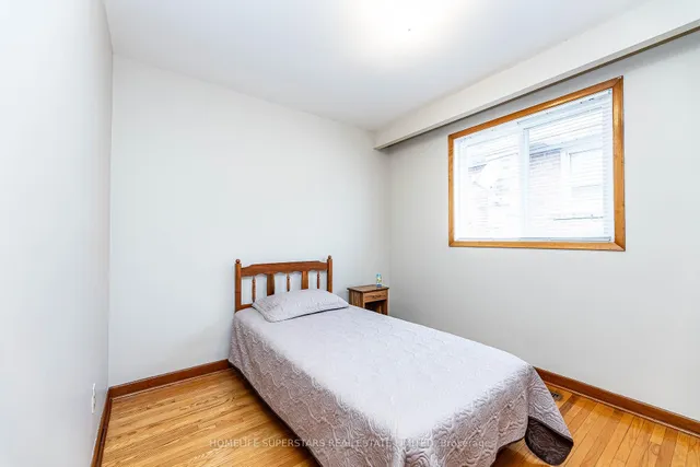 Additional property image - 7 Benrubin Dr