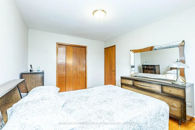 Additional property image - 7 Benrubin Dr