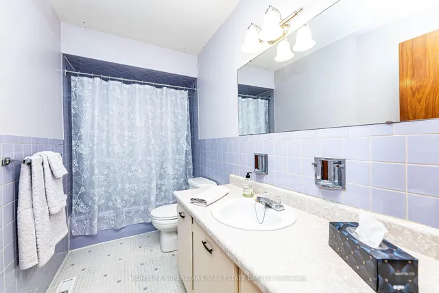 Additional property image - 7 Benrubin Dr