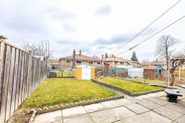 Additional property image - 7 Benrubin Dr