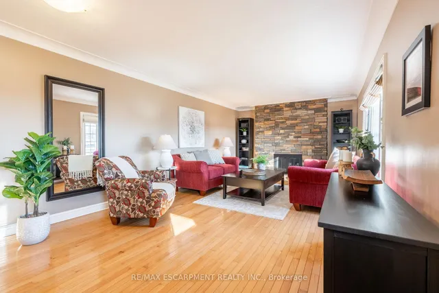 Additional property image - 5433 Sixth Line