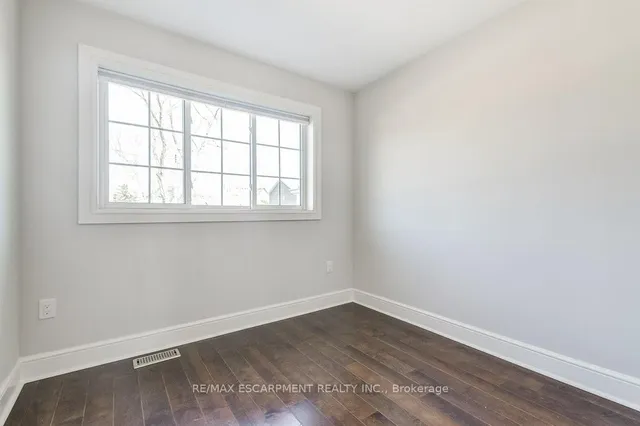 Additional property image - 174 Foxbar Rd