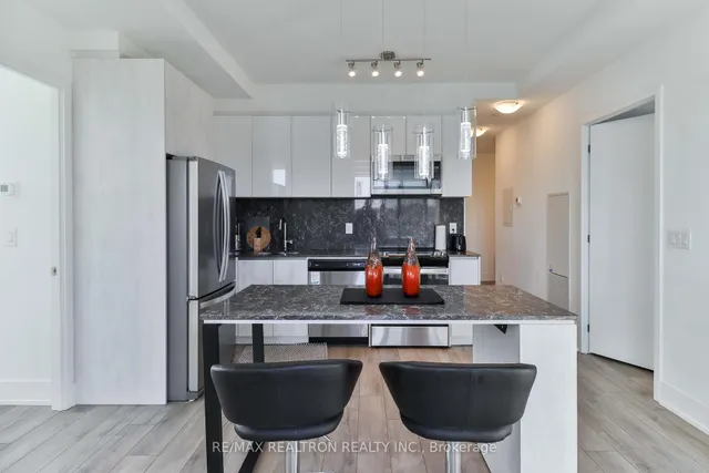Additional property image - 3100 Keele St Unit 525