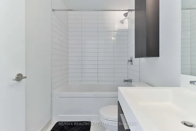Additional property image - 3100 Keele St Unit 525