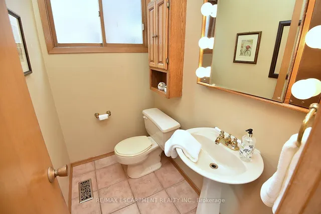 Additional property image - 346 Dunlop Cres