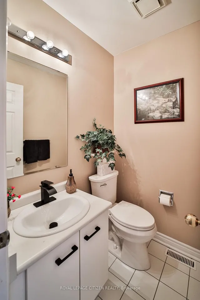 Additional property image - 9 Hartnell Sq