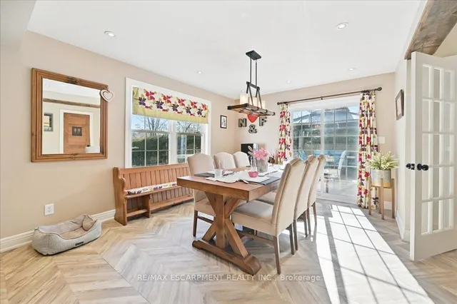 Additional property image - 693 King Rd