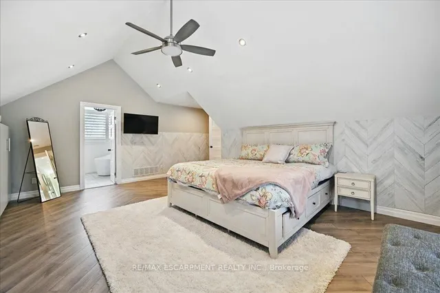 Additional property image - 693 King Rd