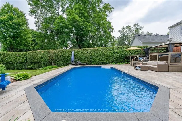 Additional property image - 693 King Rd