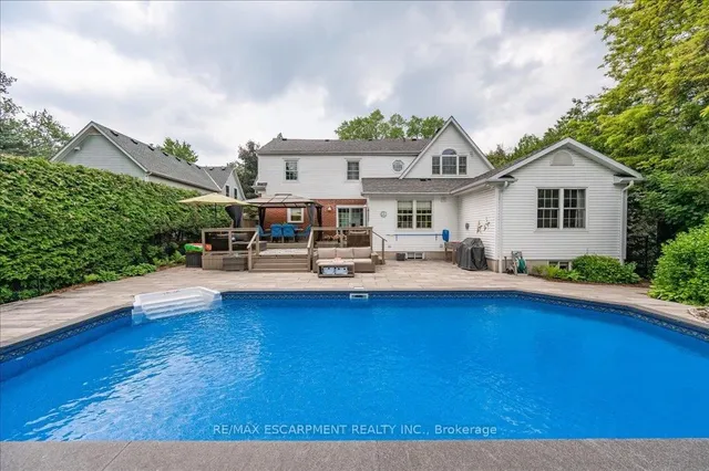 Additional property image - 693 King Rd