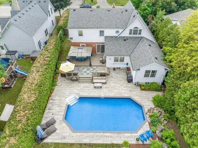 Additional property image - 693 King Rd